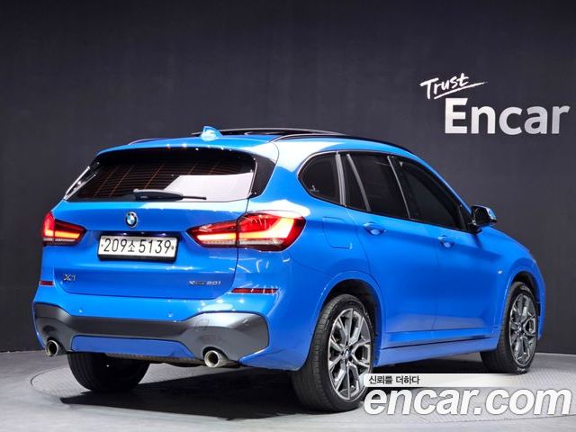 BMW X1 2022 — фото 2