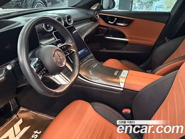 Mercedes-Benz C-Class 2023 — фото 10