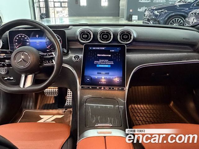Mercedes-Benz C-Class 2023 — фото 7