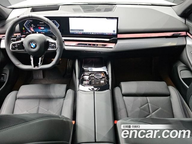 BMW 5 Series 2026 — фото 10