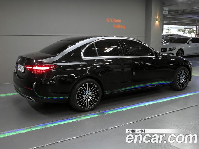 Mercedes-Benz C-Class 2023 — фото 2
