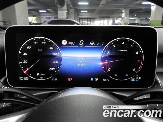 Mercedes-Benz C-Class 2023 — фото 8