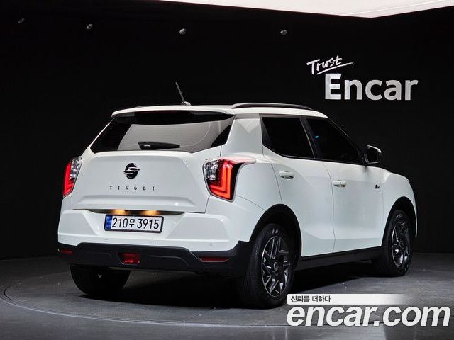 SsangYong Tivoli 2023 — фото 2
