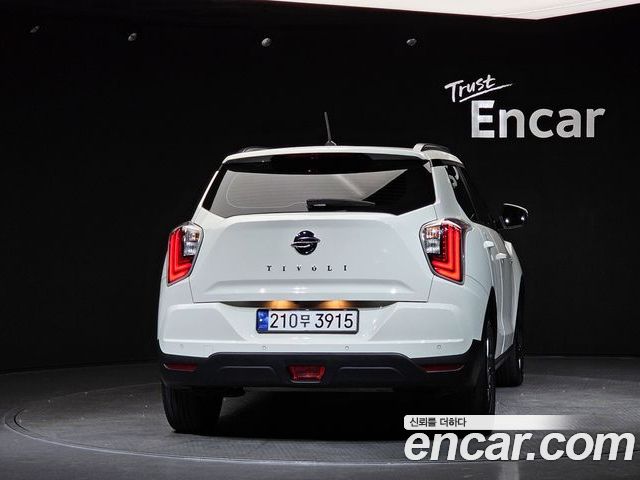 SsangYong Tivoli 2023 — фото 4