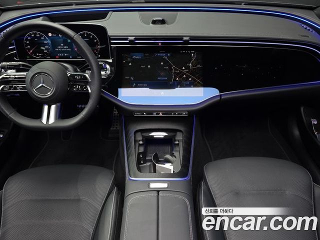 Mercedes-Benz E-Class 2024 — фото 10