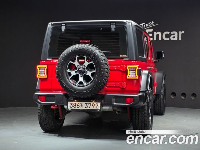 Jeep Wrangler 2023 — фото 4