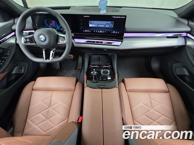 BMW 5 Series 2025 — фото 10