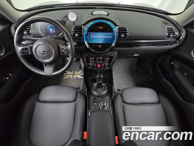 MINI Clubman 2024 — фото 10