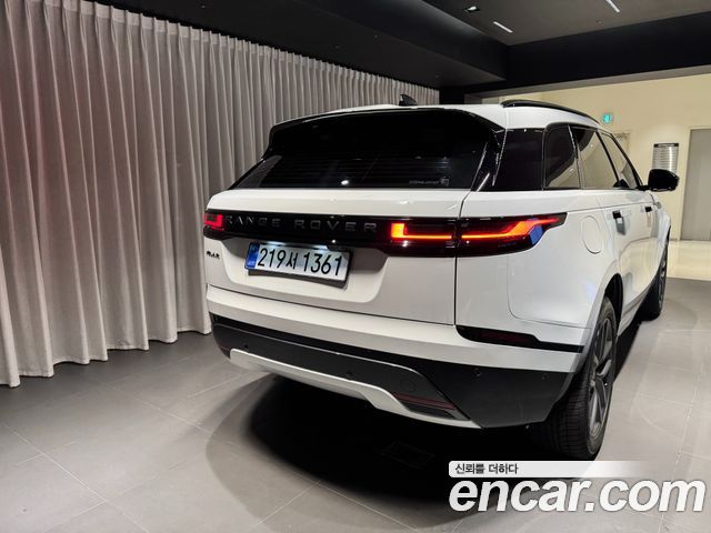 Land Rover Range Rover Velar 2026 — фото 4