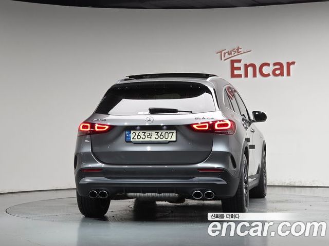 Mercedes-Benz GLA 2023 — фото 4