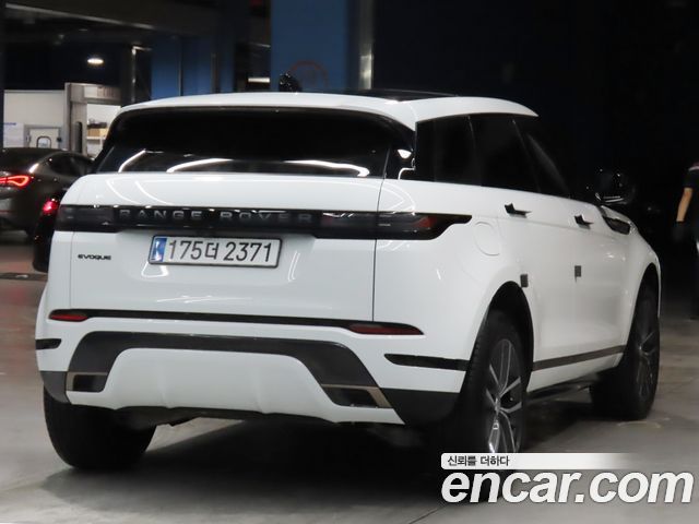 Land Rover Range Rover Evoque 2024 — фото 2
