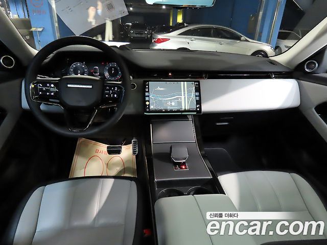 Land Rover Range Rover Evoque 2024 — фото 7