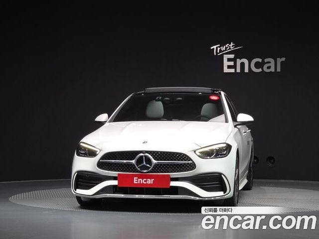 Mercedes-Benz C-Class 2025 — фото 3