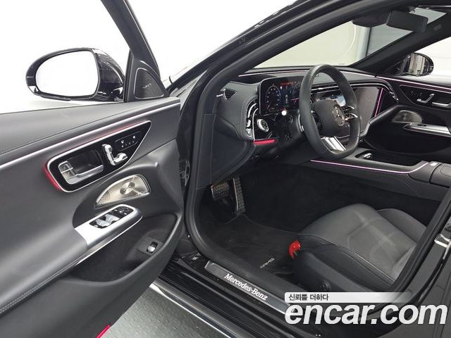 Mercedes-Benz E-Class 2025 — фото 10