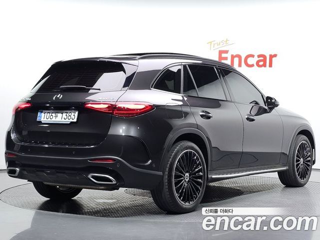 Mercedes-Benz GLC 2023 — фото 2