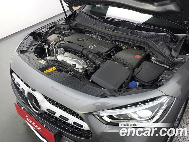 Mercedes-Benz GLA 2023 — фото 6