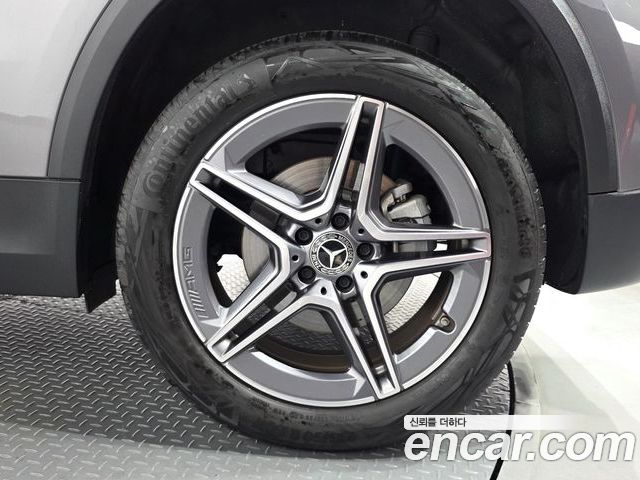 Mercedes-Benz GLA 2023 — фото 7