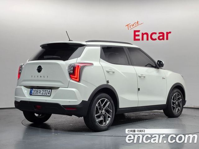 SsangYong Tivoli 2022 — фото 2