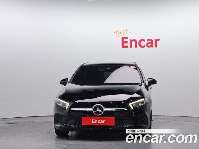 Mercedes-Benz A-Class 2022 — фото 3