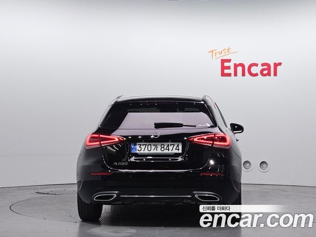Mercedes-Benz A-Class 2022 — фото 4