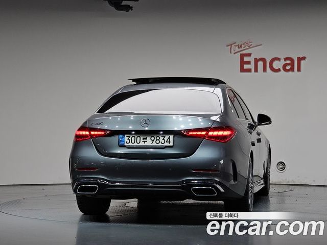 Mercedes-Benz C-Class 2022 — фото 4