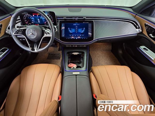 Mercedes-Benz E-Class 2025 — фото 10