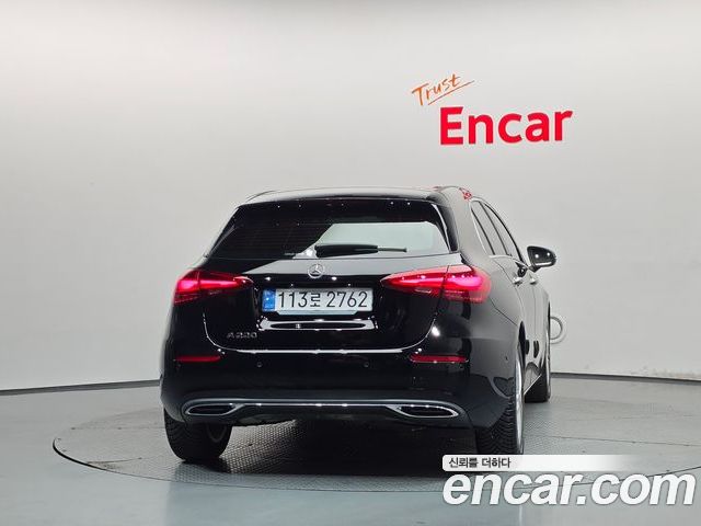 Mercedes-Benz A-Class 2024 — фото 4
