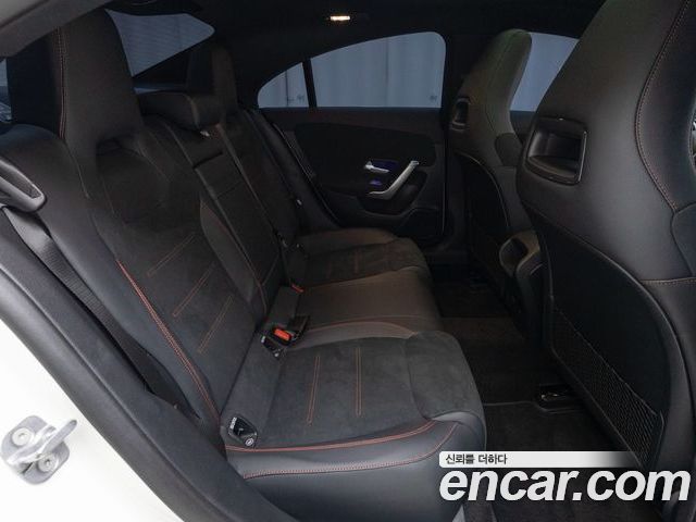 Mercedes-Benz CLA 2023 — фото 10