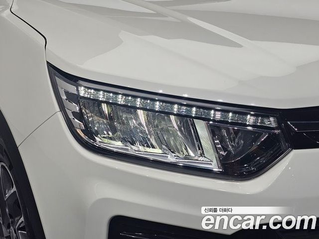 SsangYong Tivoli 2022 — фото 8