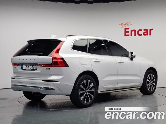Volvo XC60 2025 — фото 2