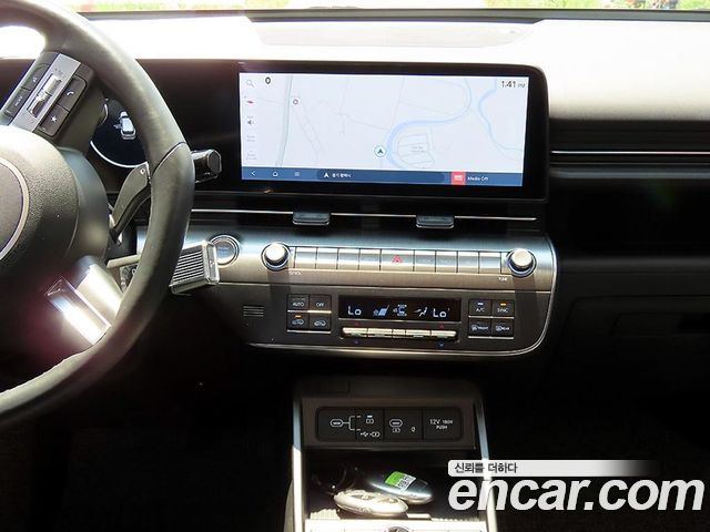 Hyundai Kona 2023 — фото 10