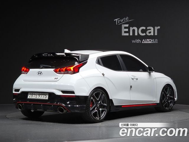 Hyundai Veloster 2022 — фото 2