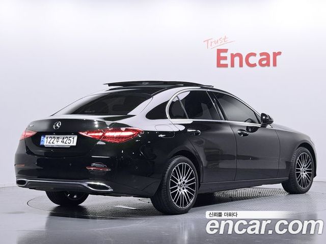 Mercedes-Benz C-Class 2023 — фото 2