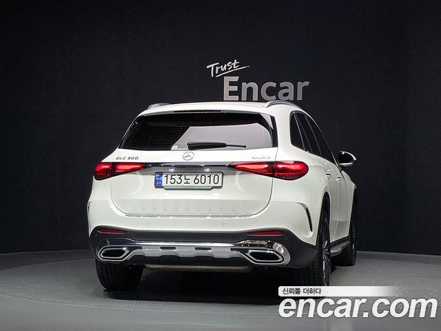 Mercedes-Benz GLC 2023 — фото 4