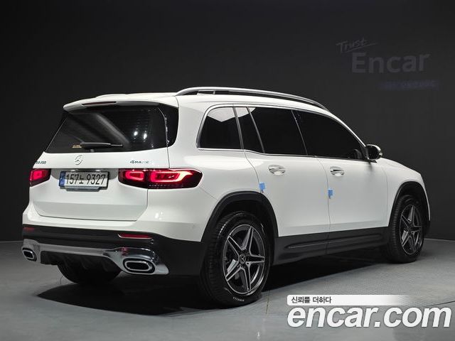 Mercedes-Benz GLB 2023 — фото 2