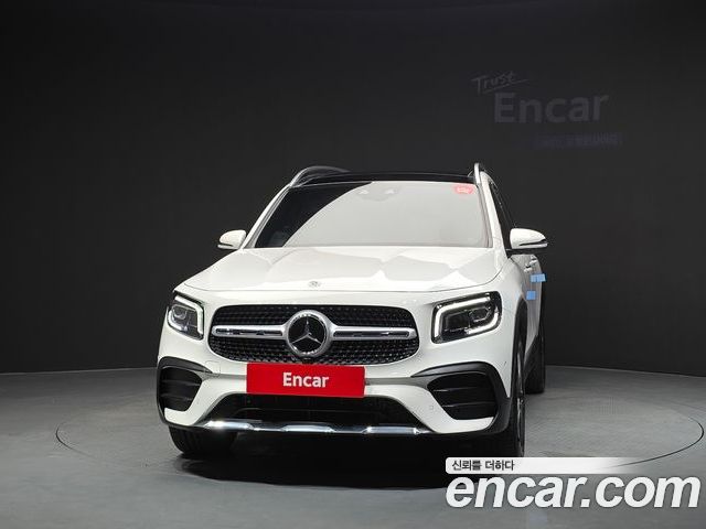 Mercedes-Benz GLB 2023 — фото 3