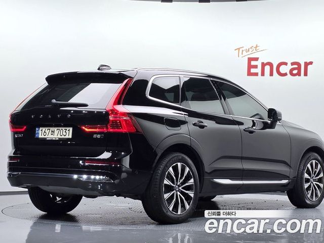 Volvo XC60 2024 — фото 2
