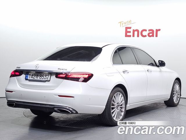 Mercedes-Benz E-Class 2022 — фото 2