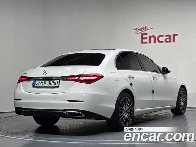 Mercedes-Benz C-Class 2025 — фото 2