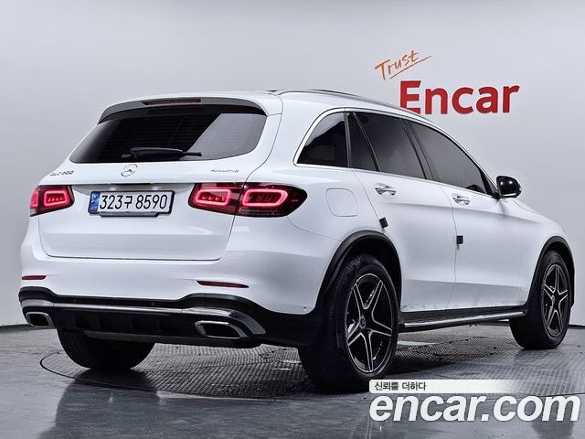 Mercedes-Benz GLC 2022 — фото 2