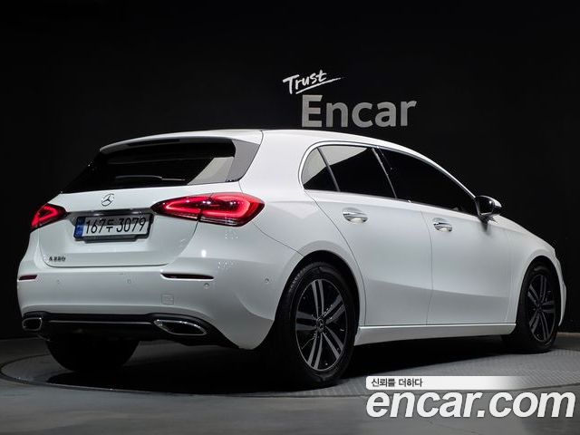 Mercedes-Benz A-Class 2022 — фото 2