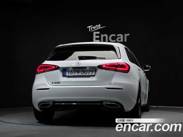 Mercedes-Benz A-Class 2022 — фото 4