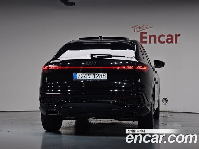 Audi Q5 2025 — фото 4