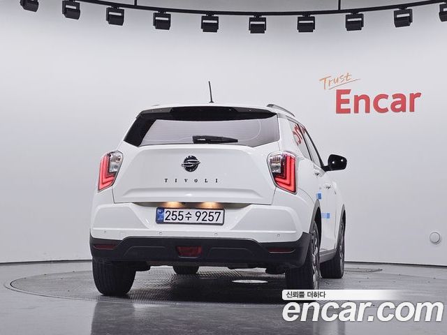 SsangYong Tivoli 2022 — фото 4