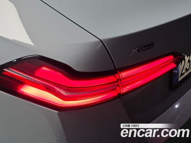 BMW 5 Series 2024 — фото 9