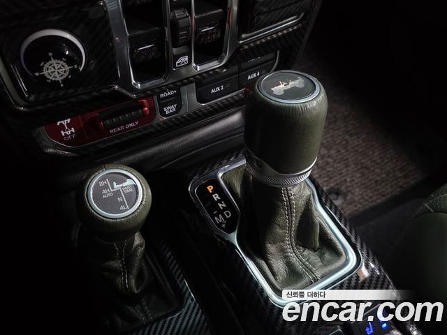 Jeep Wrangler 2022 — фото 9