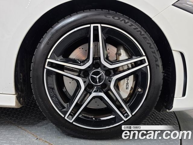Mercedes-Benz A-Class 2023 — фото 7