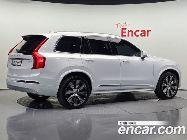 Volvo XC90 2022 — фото 2