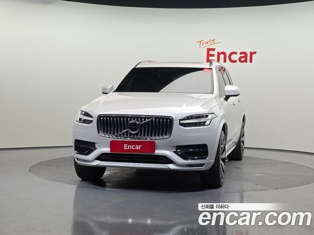 Volvo XC90 2022 — фото 3