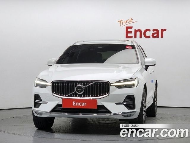 Volvo XC60 2022 — фото 3